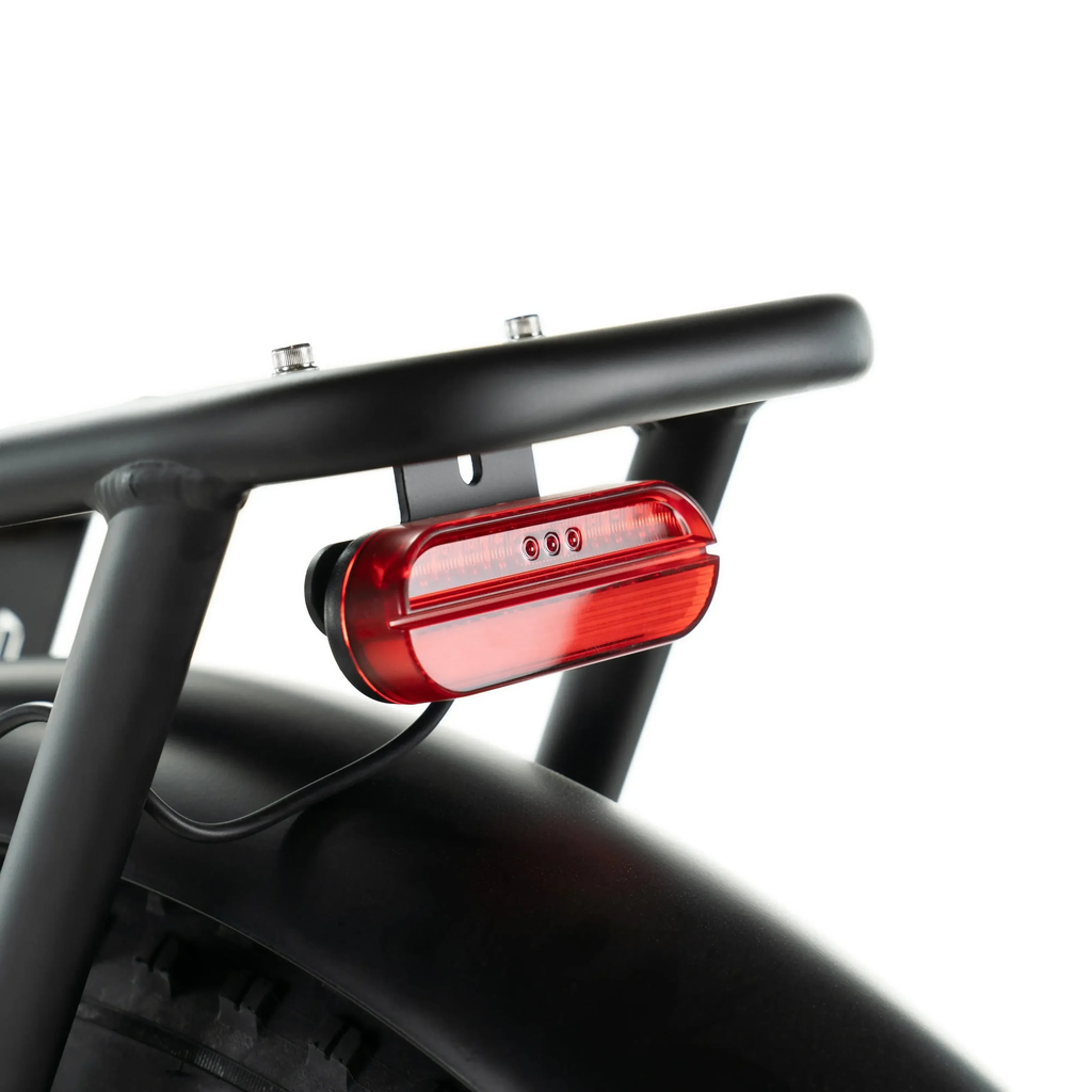 ENGWE E26 - Lage instap - Geel elektrische fatbike achterlamp